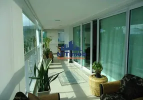 Foto 1 de Apartamento com 4 Quartos à venda, 227m² em Charitas, Niterói