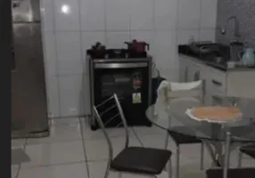 Foto 1 de Casa com 2 Quartos para venda ou aluguel, 78m² em Bairro da Paz, Salvador