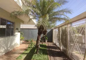 Foto 1 de Sobrado com 4 Quartos à venda, 400m² em Jardim Tropical, Marília