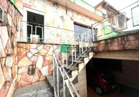 Foto 1 de Casa com 2 Quartos à venda, 143m² em Jardim Pilar, Santo André