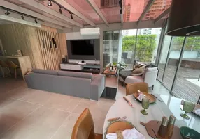 Foto 1 de Apartamento com 3 Quartos à venda, 399m² em Centro, Balneário Camboriú