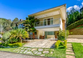 Foto 1 de Casa de Condomínio com 4 Quartos para venda ou aluguel, 225m² em Quebra Frascos, Teresópolis