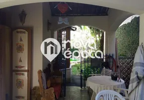 Foto 1 de Casa com 3 Quartos à venda, 281m² em Jardim Guanabara, Rio de Janeiro