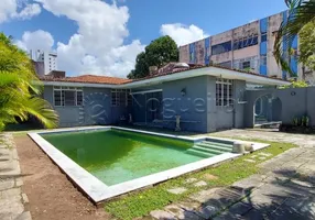 Foto 1 de Casa com 4 Quartos para alugar, 395m² em Imbiribeira, Recife