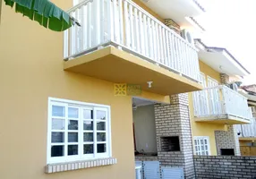 Foto 1 de Apartamento com 2 Quartos para alugar, 70m² em Centro, Bombinhas