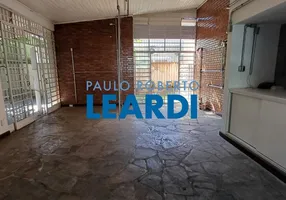 Foto 1 de Casa com 3 Quartos para venda ou aluguel, 250m² em Alto de Pinheiros, São Paulo