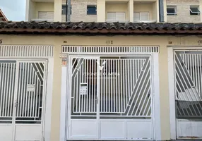 Foto 1 de Sobrado com 3 Quartos para alugar, 120m² em Vila Pierina, São Paulo