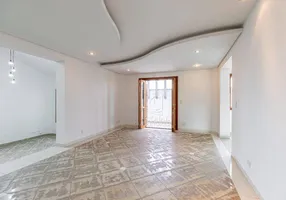 Foto 1 de Sobrado com 3 Quartos para venda ou aluguel, 480m² em Vila Scarpelli, Santo André