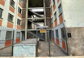 Foto 1 de Apartamento com 2 Quartos para alugar, 44m² em Vila Xavier, Araraquara