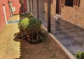 Foto 1 de Casa com 3 Quartos à venda, 473m² em Colonial, Contagem