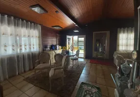 Foto 1 de Casa de Condomínio com 2 Quartos para alugar, 300m² em Arujá Country Club, Arujá