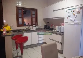 Foto 1 de Casa com 2 Quartos à venda, 132m² em Mantiqueira, Pindamonhangaba