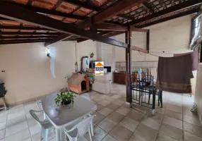Foto 1 de Casa com 2 Quartos à venda, 150m² em Rocha Miranda, Rio de Janeiro