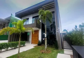 Foto 1 de Casa de Condomínio com 4 Quartos à venda, 315m² em Massaguaçu, Caraguatatuba