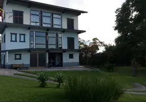 Foto 1 de Fazenda/Sítio com 3 Quartos à venda, 36000m² em Zona Rural, Paraibuna