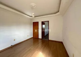 Foto 1 de Apartamento com 3 Quartos à venda, 110m² em Cachoeira, Conselheiro Lafaiete