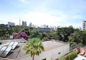 Foto 1 de Casa com 4 Quartos à venda, 332m² em Jardim Das Bandeiras, São Paulo