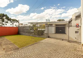 Foto 1 de Casa com 3 Quartos à venda, 162m² em Água Verde, Curitiba