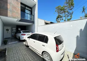 Foto 1 de Casa com 3 Quartos à venda, 108m² em Guanabara, Joinville