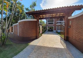 Fazenda/Sítio com 3 Quartos à venda, 347m² em Loteamento São Pedro, Jaguariúna - imagem 1 Foto 1 de Fazenda/Sítio com 3 Quartos à venda, 347m² em Loteamento São Pedro, Jaguariúna