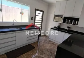 Foto 1 de Casa com 3 Quartos à venda, 195m² em Vila Industrial, Bauru