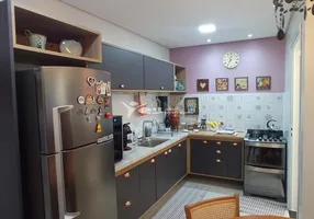 Foto 1 de Apartamento com 2 Quartos à venda, 45m² em Vila Scarpelli, Santo André