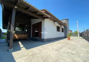 Foto 1 de Casa com 3 Quartos à venda, 235m² em , Forquilhinha