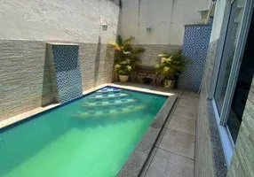 Foto 1 de Casa de Condomínio com 3 Quartos à venda, 198m² em Freguesia- Jacarepaguá, Rio de Janeiro