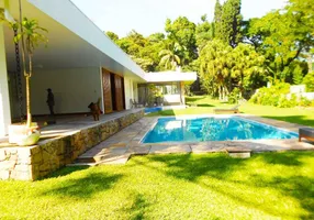 Foto 1 de Casa com 4 Quartos à venda, 450m² em Chácara Monte Alegre, São Paulo