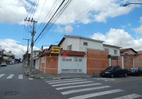 Foto 1 de Sobrado com 3 Quartos para alugar, 180m² em Rudge Ramos, São Bernardo do Campo