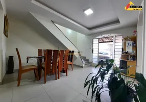 Foto 1 de Casa com 4 Quartos à venda, 245m² em Residencial Doutor Walchir Resende Costa, Divinópolis