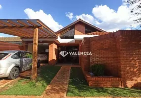 Foto 1 de Casa com 3 Quartos para alugar, 185m² em Recanto Tropical, Cascavel