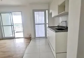 Foto 1 de Apartamento com 2 Quartos à venda, 59m² em Parque São Domingos, São Paulo