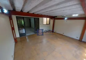 Foto 1 de Casa com 3 Quartos à venda, 216m² em Parque São Domingos, São Paulo