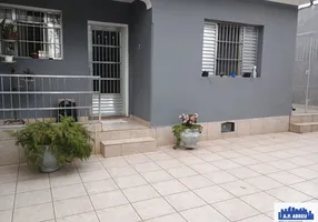 Foto 1 de Casa com 2 Quartos à venda, 80m² em Penha De Franca, São Paulo