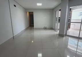 Foto 1 de Apartamento com 2 Quartos à venda, 70m² em Zona 7, Maringá