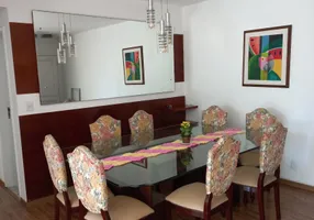 Foto 1 de Apartamento com 3 Quartos para alugar, 120m² em Praia do Canto, Vitória