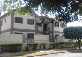 Foto 1 de Apartamento com 2 Quartos para alugar, 70m² em Tiradentes, Campo Grande