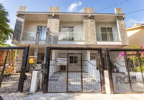 Foto 1 de Casa com 3 Quartos à venda, 141m² em Santa Fé, Porto Alegre