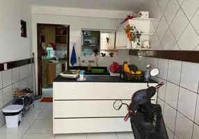 Foto 1 de Casa com 3 Quartos à venda, 110m² em Pituaçu, Salvador