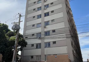Foto 1 de Apartamento com 2 Quartos à venda, 51m² em Loteamento Sumaré, Maringá