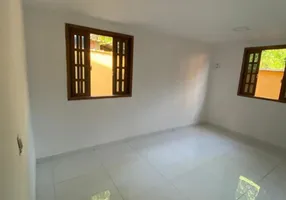 Foto 1 de Casa com 2 Quartos à venda, 90m² em Cajazeiras V, Salvador