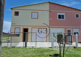 Foto 1 de Sobrado com 3 Quartos para alugar, 60m² em Laranjal, Pelotas