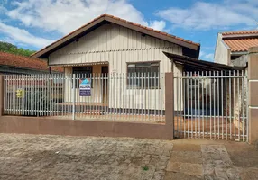 Foto 1 de Casa com 3 Quartos para alugar, 80m² em Vila Morangueira, Maringá