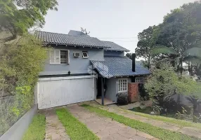 Foto 1 de Casa com 3 Quartos à venda, 206m² em Ipanema, Porto Alegre