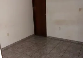 Foto 1 de Casa com 2 Quartos à venda, 70m² em Uruguai, Salvador