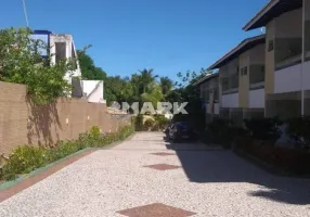 Foto 1 de Sobrado com 2 Quartos à venda, 78m² em Guarajuba Monte Gordo, Camaçari