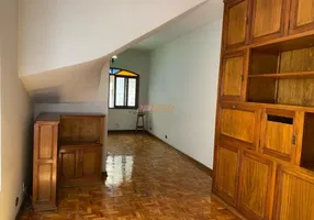 Foto 1 de Sobrado com 3 Quartos à venda, 250m² em Vila Palmares, Santo André