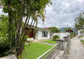 Foto 1 de Casa com 3 Quartos à venda, 200m² em Alto, Teresópolis