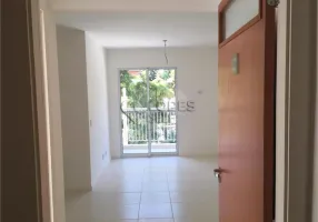 Foto 1 de Apartamento com 2 Quartos à venda, 52m² em Piratininga, Niterói